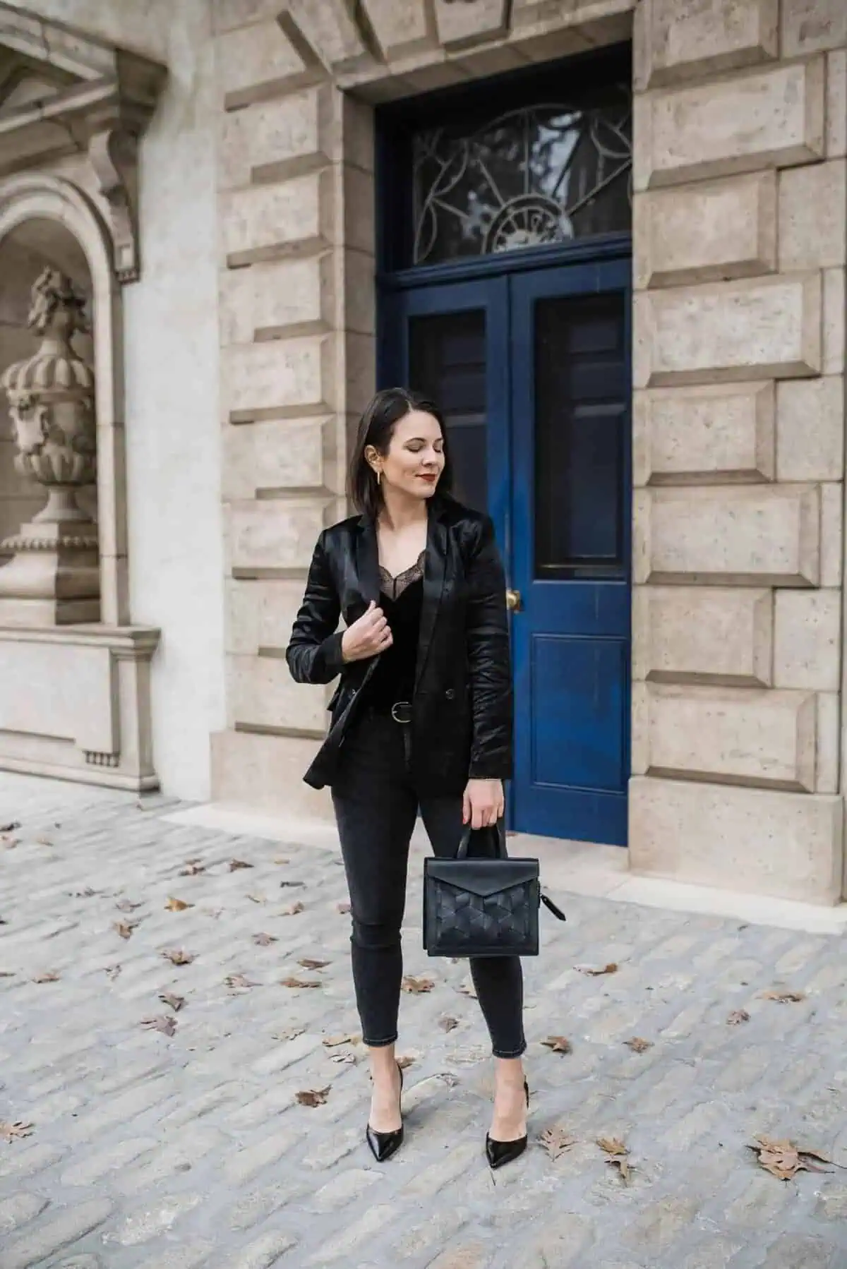 Floral-Jacquard-Blazer-holiday-outfit-ideas-for-the-office-7