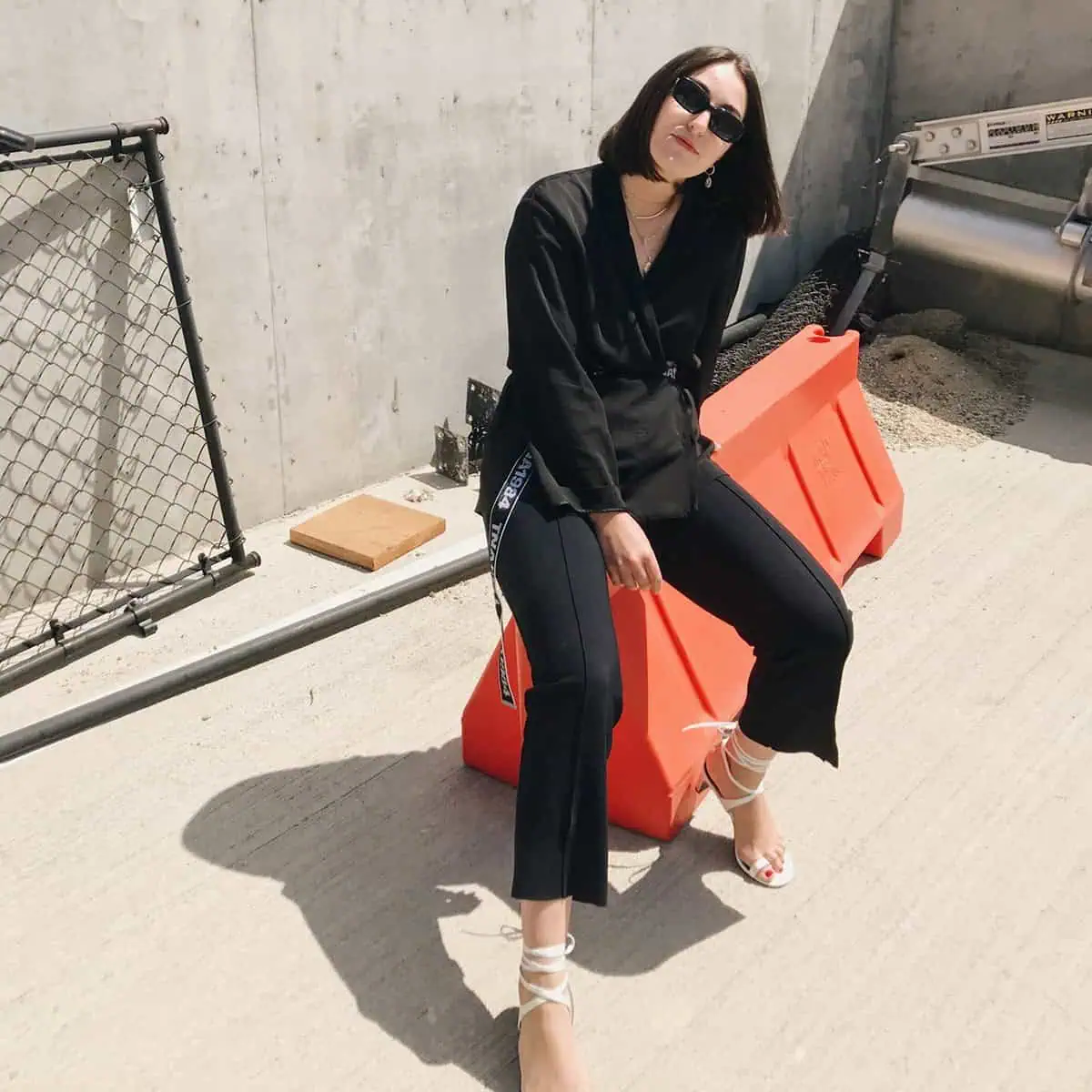 edgy-style-summer-capsule-wardrobe-261884-1530251119219-square