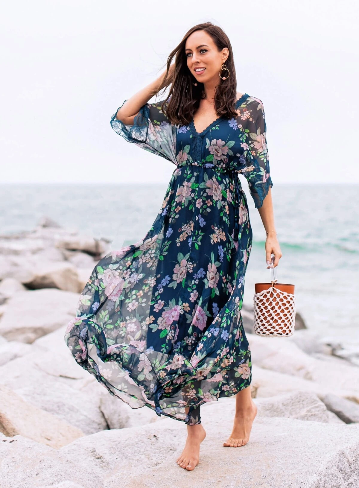 Sydne-Style-shows-what-to-wear-on-a-beach-vacation-in-johnny-was-maxi-dress