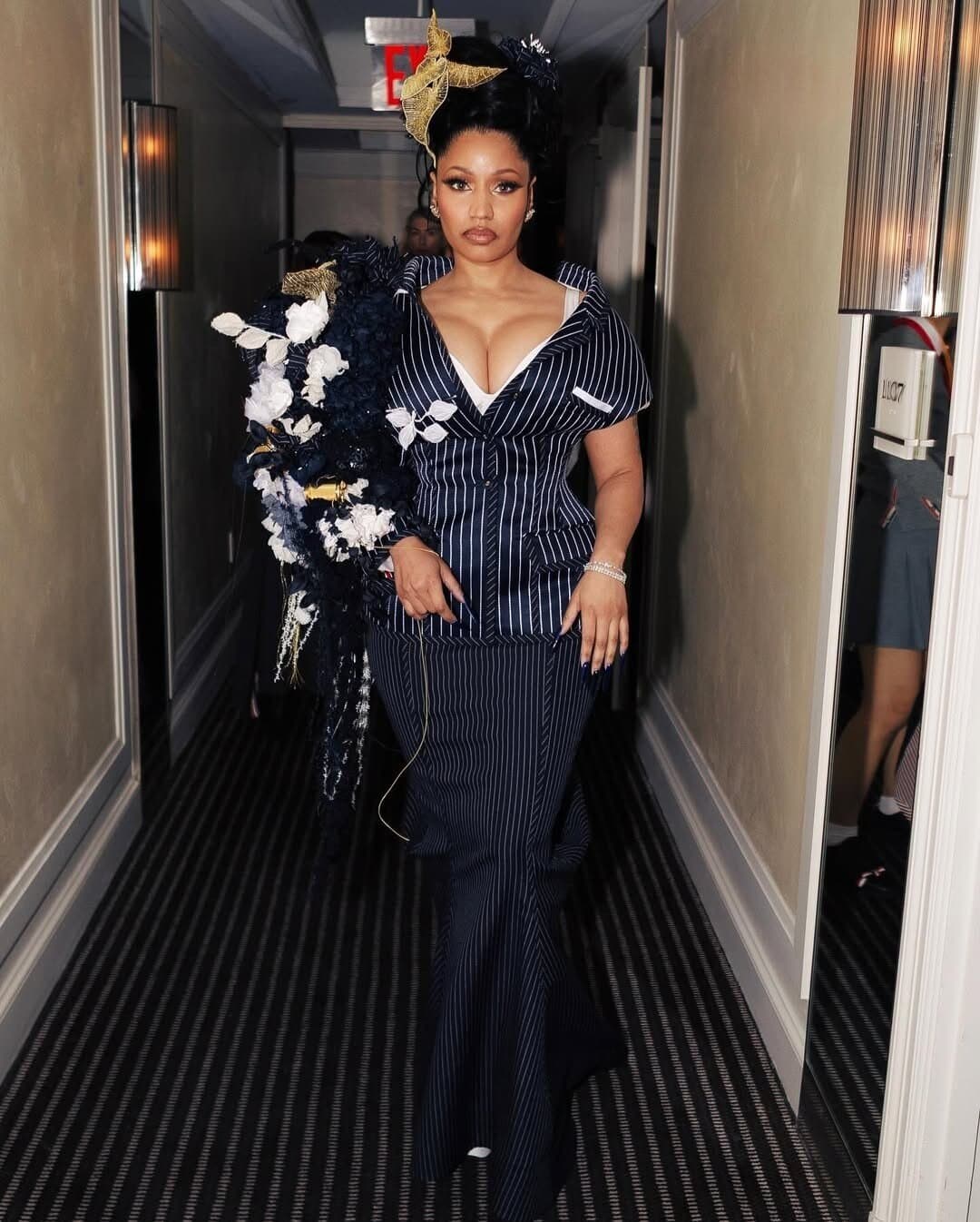 I dont even gotta say it, you already knowMy lens on THE Queen @nickiminaj for the Met Ga