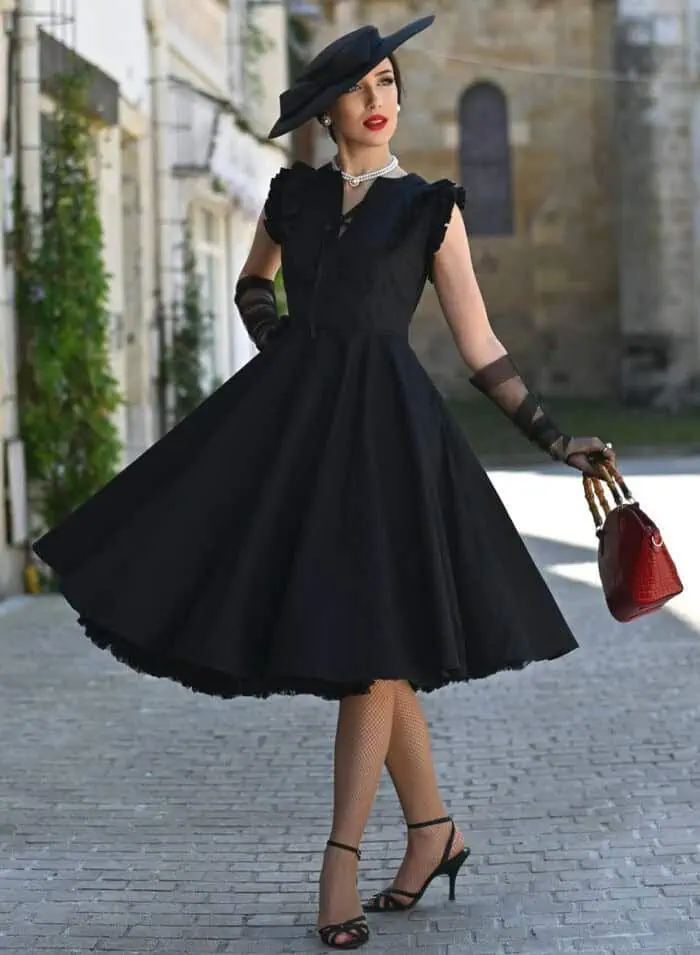 004-black-birdy-vintage-dress-700x955