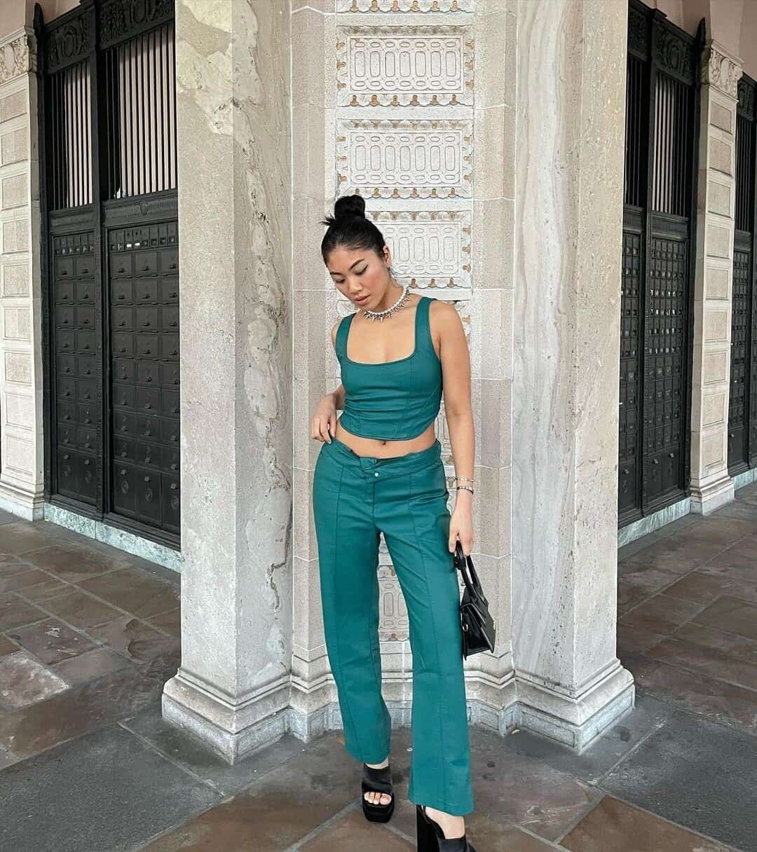 yk2-outfits-301679-1660910771766-main