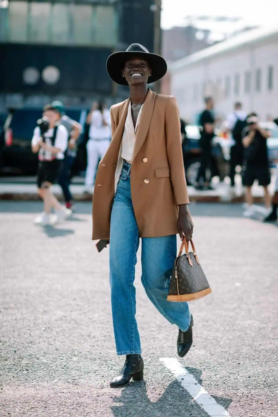 Best-Classic-Camel-Blazers-For-Fall-Outfit-Inspiration-New-York-Fashion-Week-Street-Style-Fedora-Neutral-Jacket-Button-Down-Shirt-Straight-Leg-Jeans-Louis-Vuitton-Bag-Leather-Boots-Le-Fashion-Blog