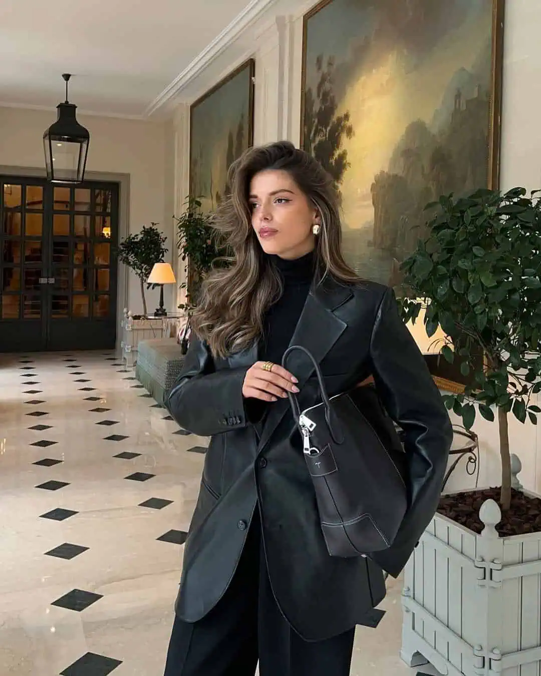 SnapInsta.to_545272042_18104001775588176_5355961500892759877_n