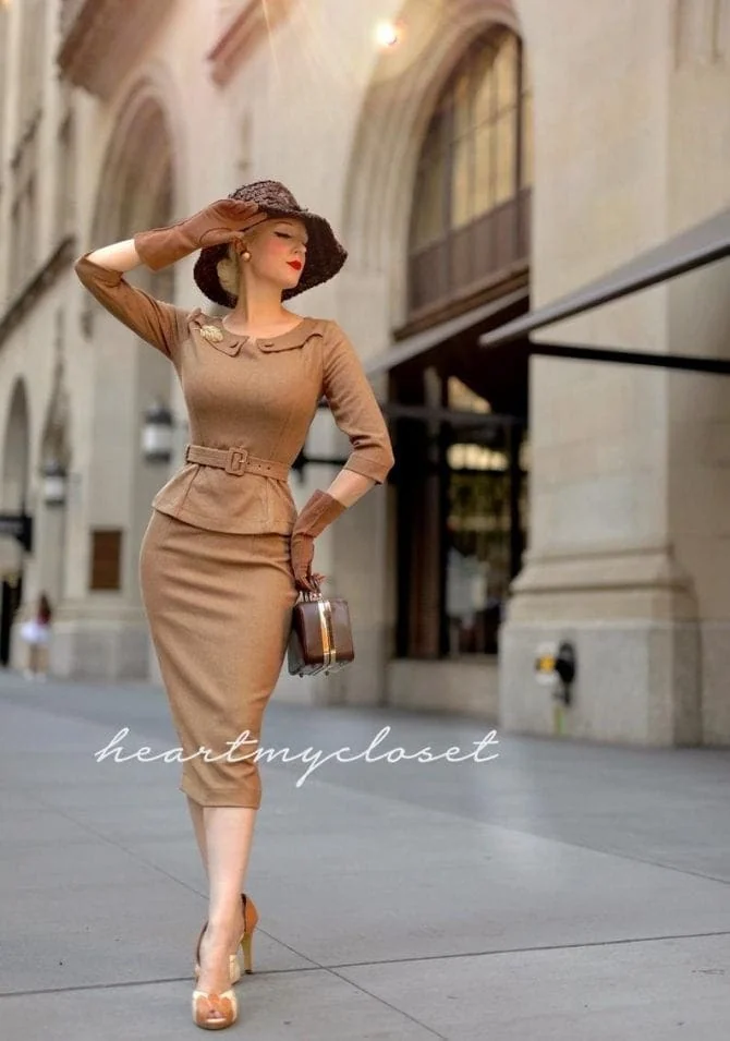 50s-style-camel-top-and-skirt-set-670x955