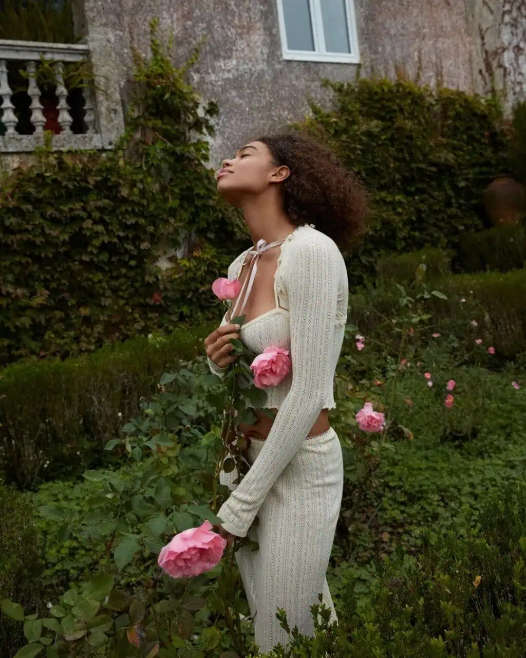 cute-white-lace-two-piece-set-coquette-aesthetic-outfits