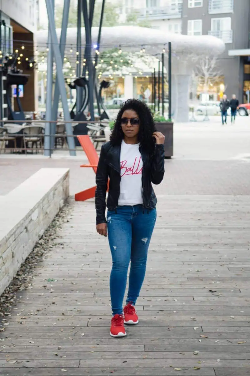 Lana-del-Rey-Concert-Outfit-2-800x1200