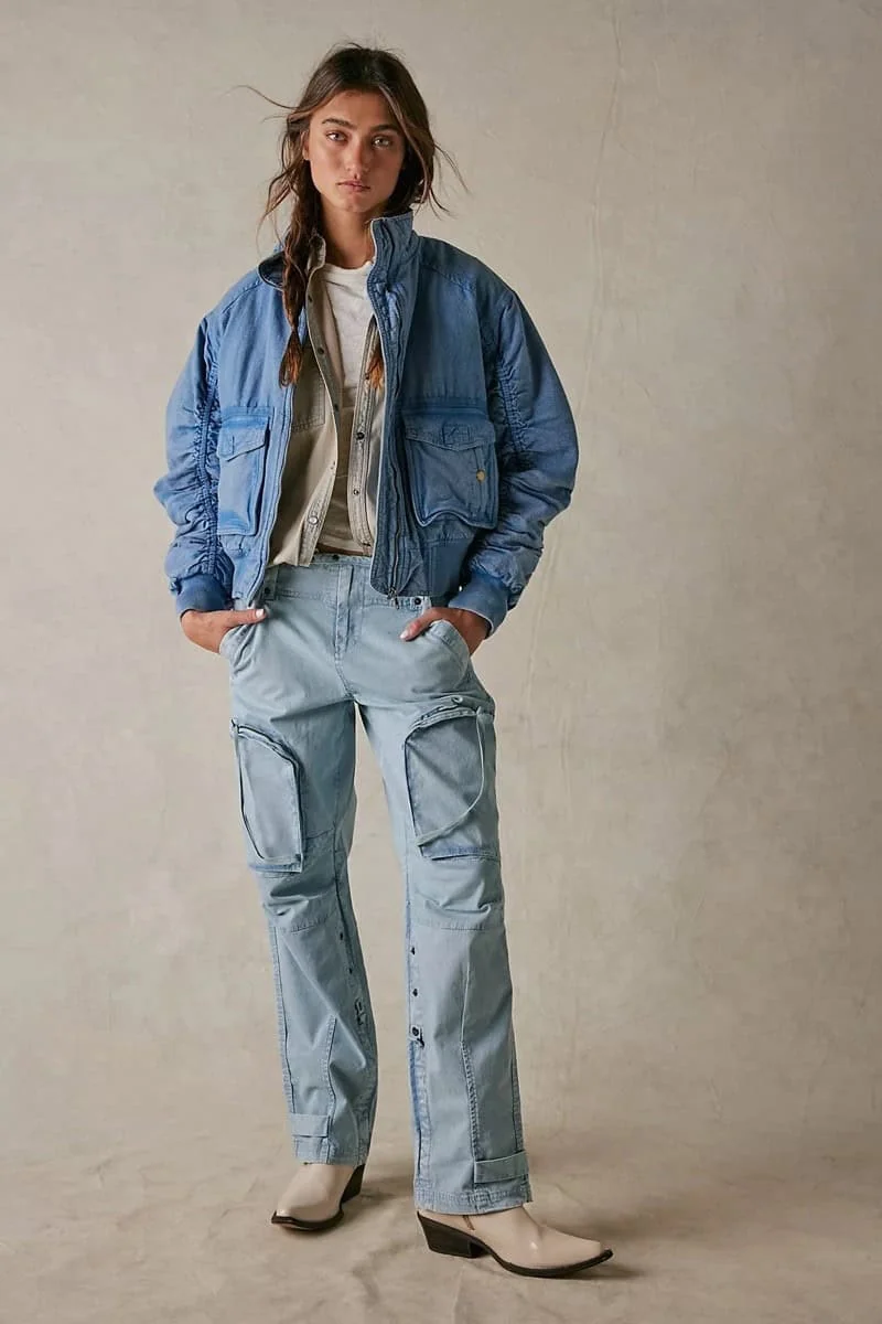 Bomber-Jacket-Cargo-Pants-Tomboy-Outfit-FP