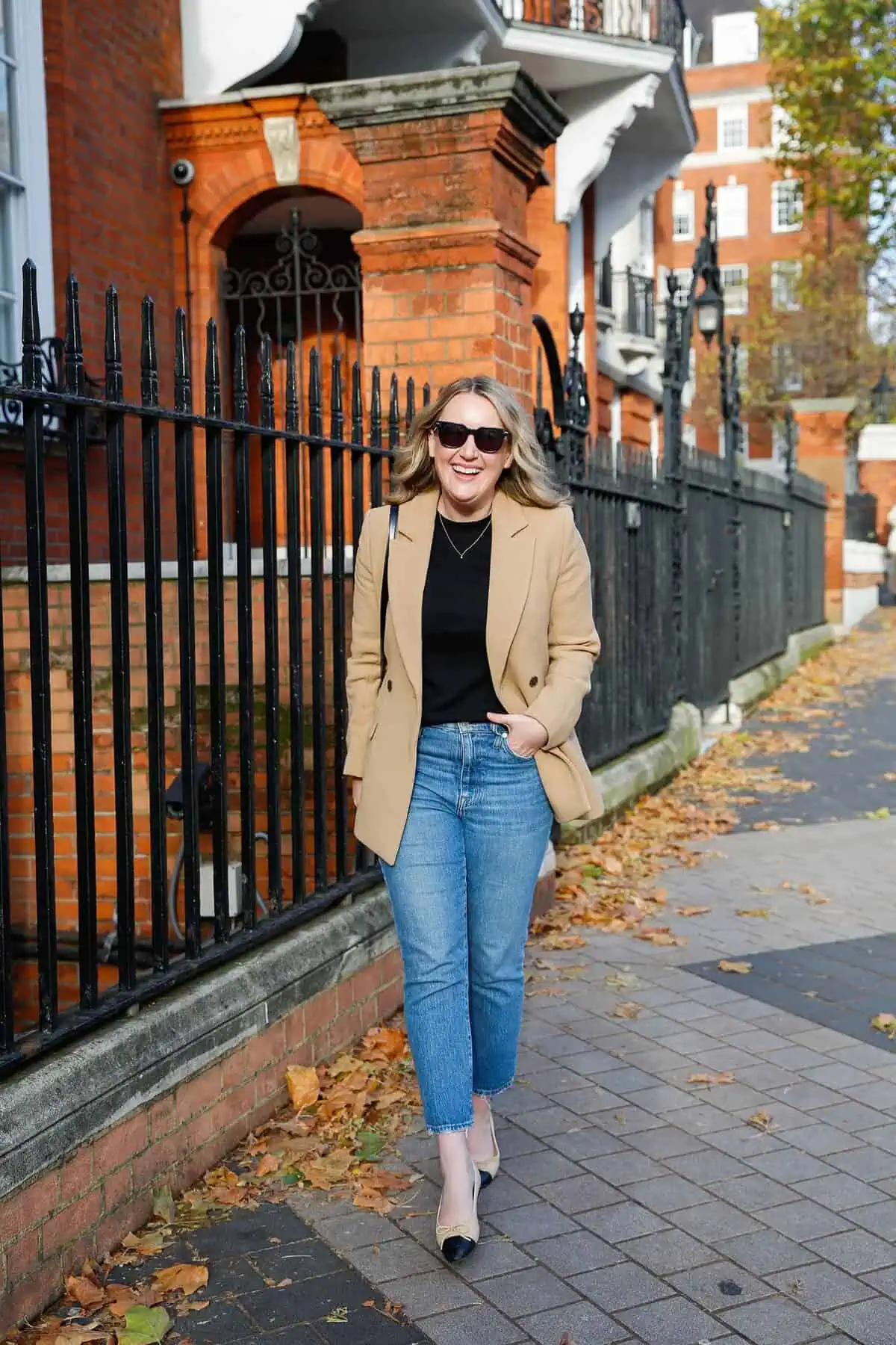 Meghan-Donovan-Blazer-Jeans-London-Fall