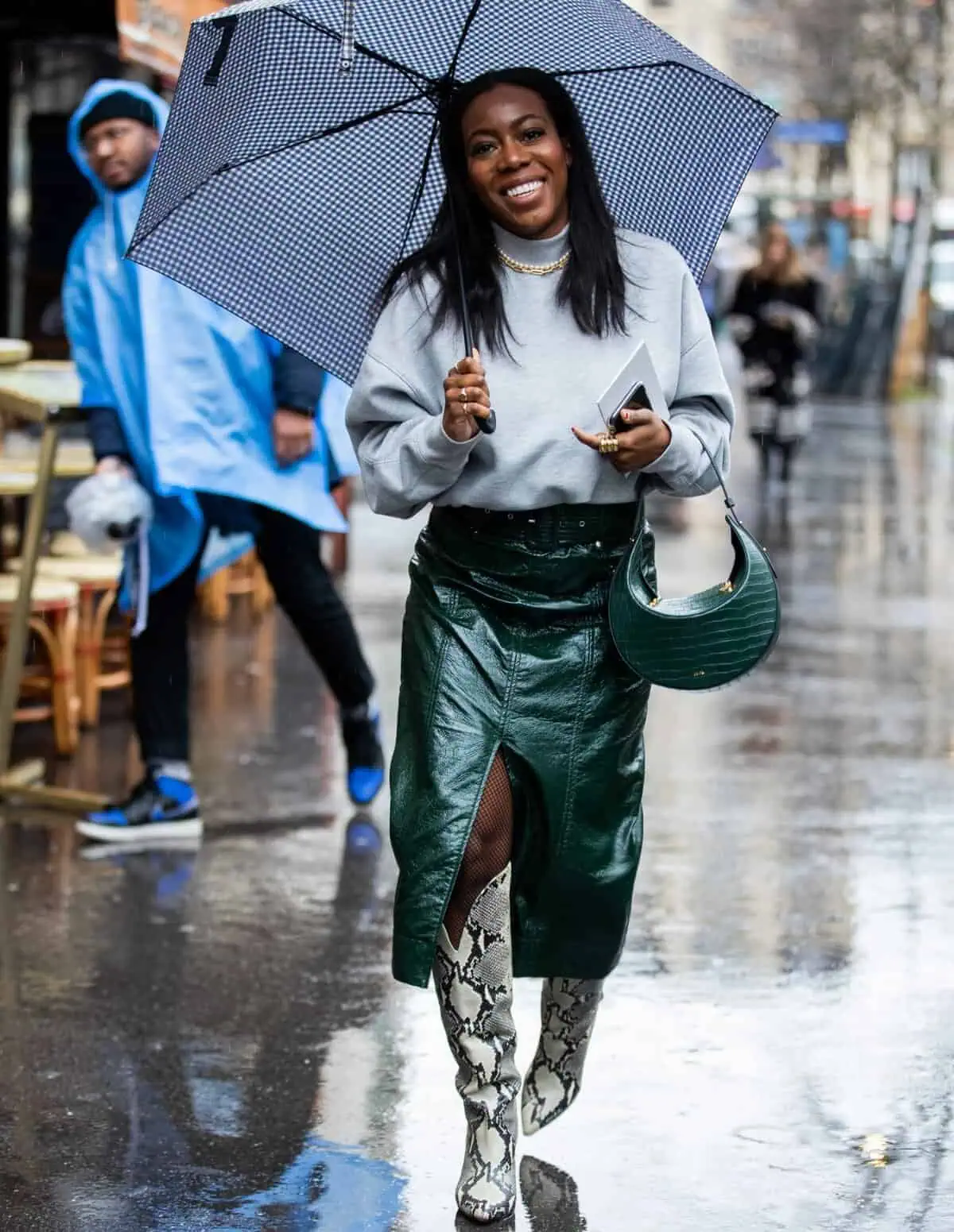 rainy-day-fashion-rules