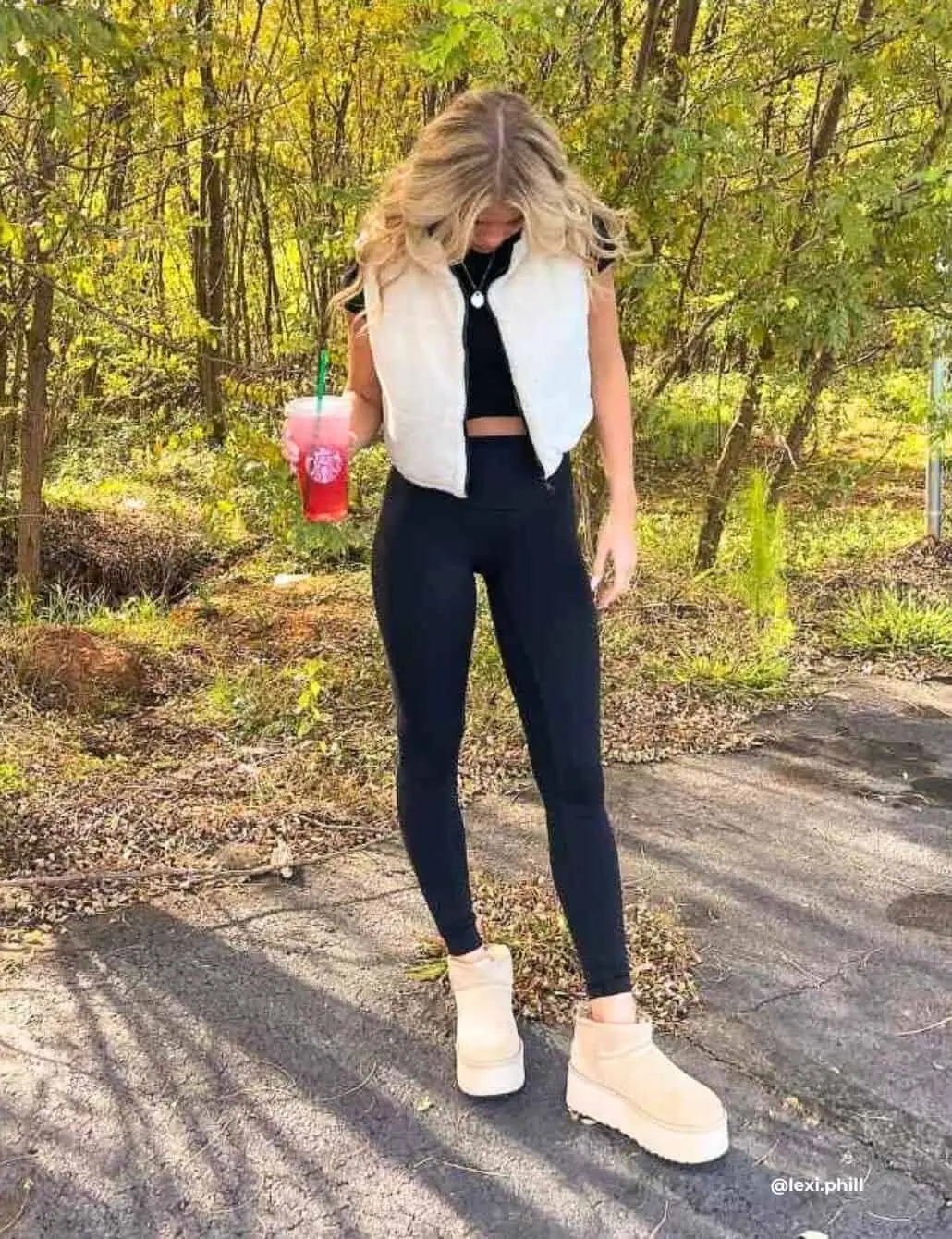 d69b501a-cute-casual-college-outfit-ideas-1