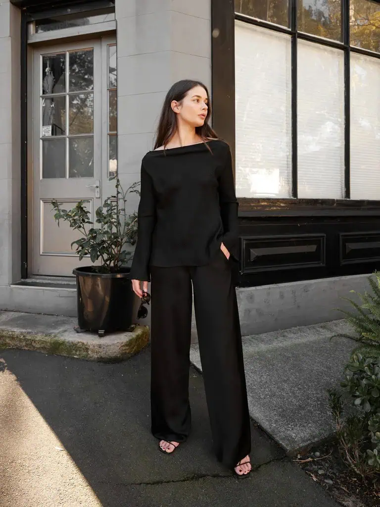 230725_Sara_Crampton_1289_high_res_1024x1024