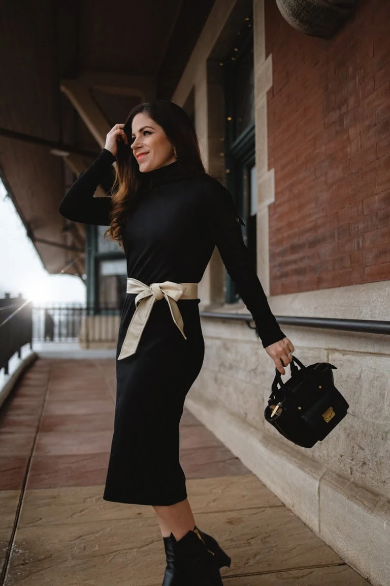 Make-Clothing-Your-Own-Style-Secrets-of-Elegant-Women-1-768x1152